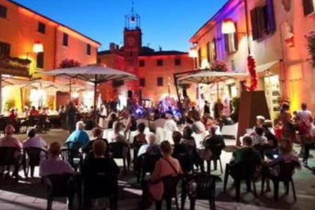 Lajatico Rentals - Terrazza Sul Tramonto Del Silenzio Esterno foto